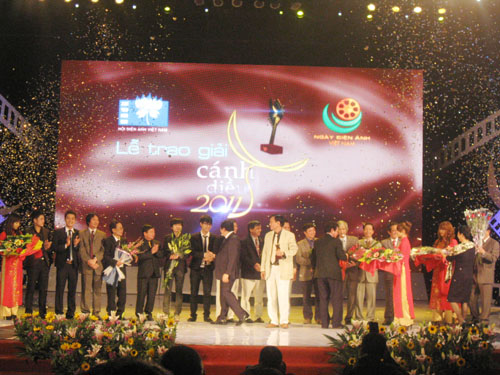 Phim “Mùi cỏ cháy” đoạt giải Cánh diều Vàng 2011